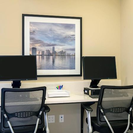 Candlewood Suites - Miami Exec Airport - Kendall By Ihg Country Walk Εξωτερικό φωτογραφία